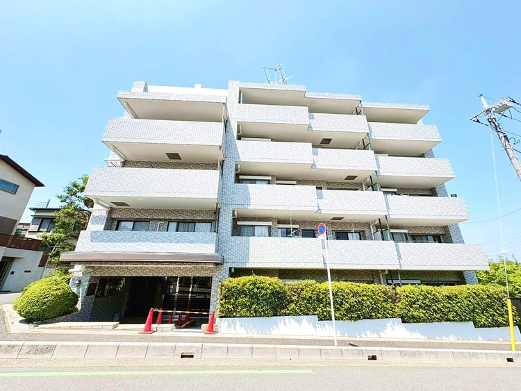 外観 資料には掲載していない情報が、現地にはたくさんあります。是非一度、現地をご確認ください。