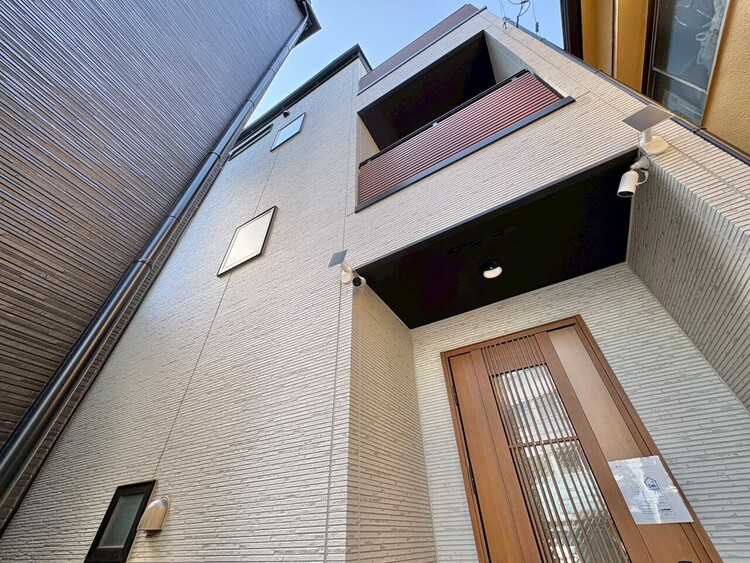 外観 現地に足をお運びいただいた際には、周辺散策などをお勧めいたします。