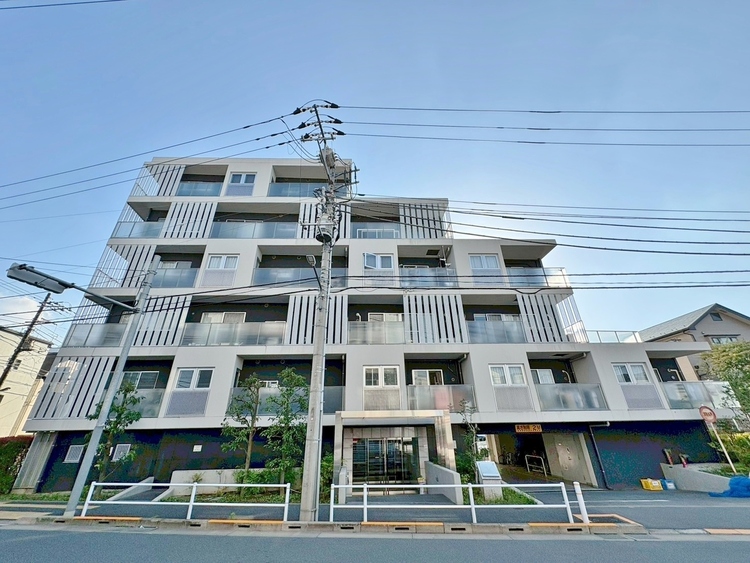外観 ライフプランニングからローンまで、一貫してご説明させていただきます。お気軽にお問い合わせくださいませ。