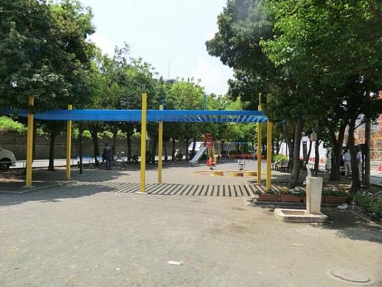 周辺 下野谷町公園　180ｍ