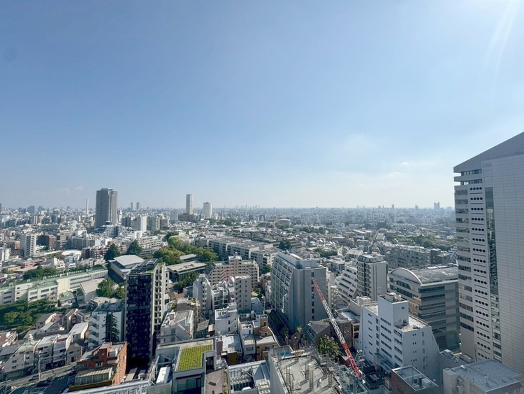 その他 眺望や窓からの景色が良いと、家で過ごす時間も快適です。