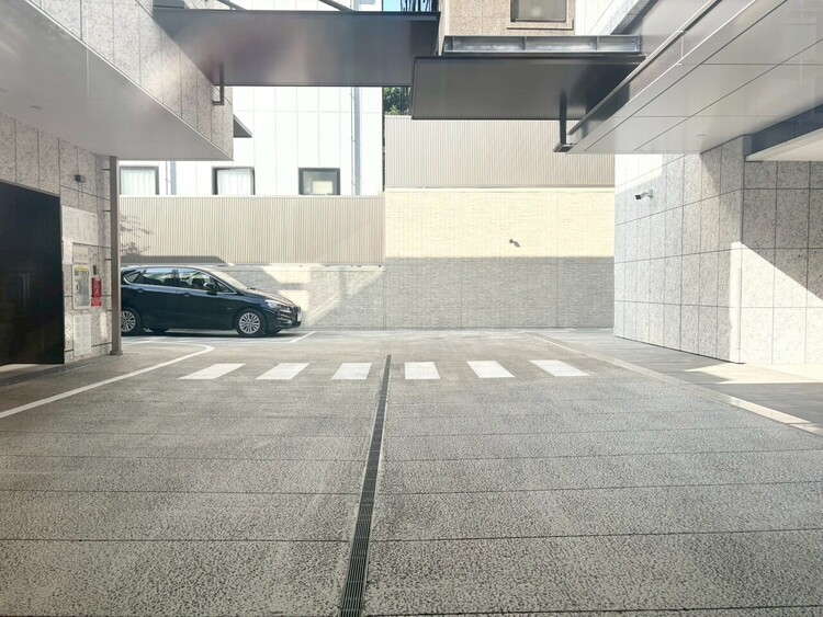 その他 駐車スペースが嬉しいですね。※空き状況は都度ご確認下さい。