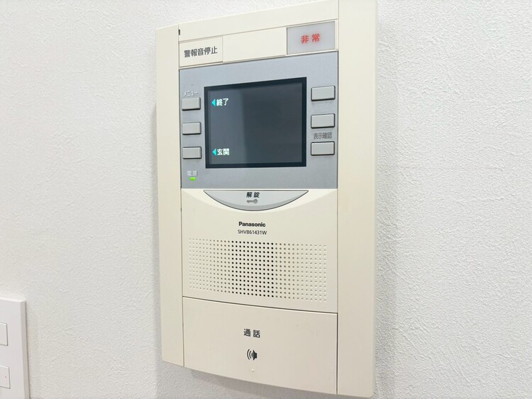 その他 誰が来てもわかる様にモニター付きインターホンを設置。