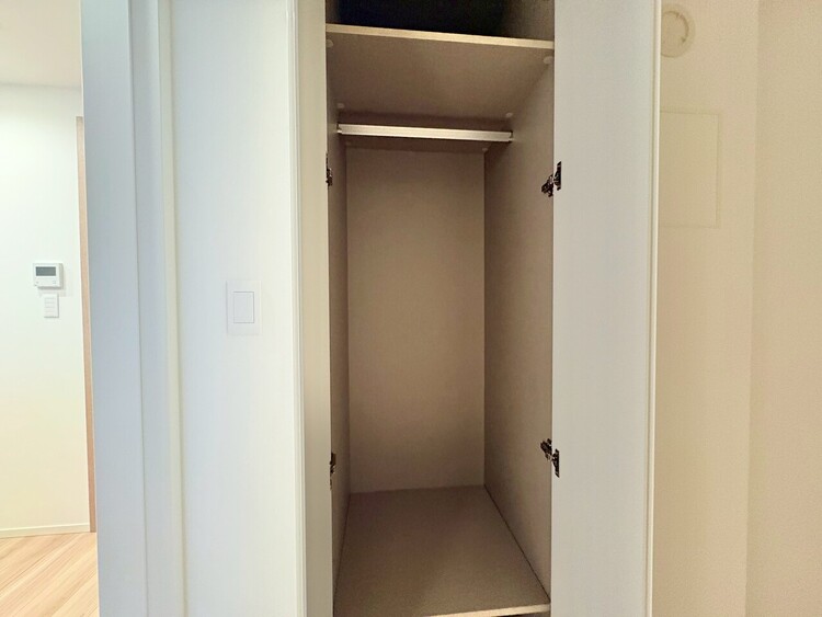 その他 家電やスーツケース、ストック品など何でも片付く嬉しい空間です。