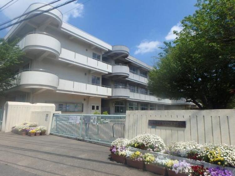 周辺 淵野辺東小学校まで約745ｍ