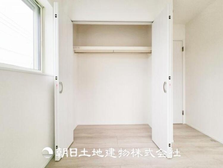 収納 【収納】部屋ごとに設けた収納は住みやすさへのこだわりがあります。シンプルで使いやすい収納スペース。