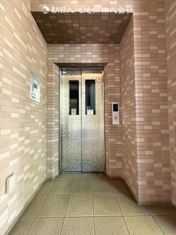 その他 エレベーターがあります。