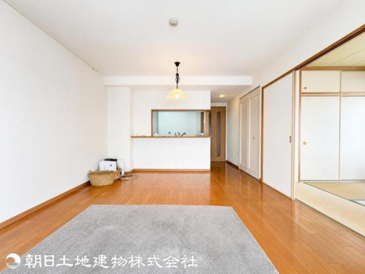 居間 家族の日常が刻まれる大切な空間です