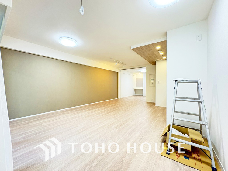 内装 1日の疲れを癒し、心地よく寛げるようゆったりとした広さをしています
