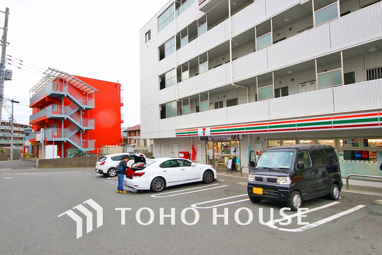 周辺 セブンイレブン 横浜西大口店　距離400ｍ