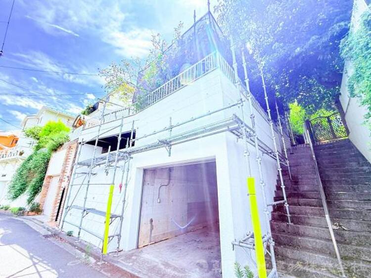 外観 開放感があり日当りも良好です！目の前に広がる開放感とゆとり。暮らしの夢を育む住まいがここにあります！
