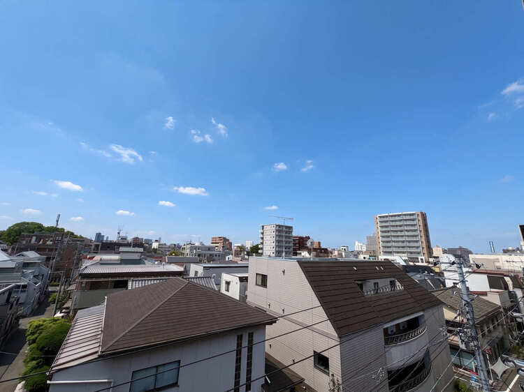 その他 眺望や窓からの景色が良いと、家で過ごす時間も快適です。