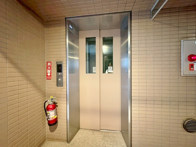 その他 エレベーター完備のため荷物が多くなっても安心。