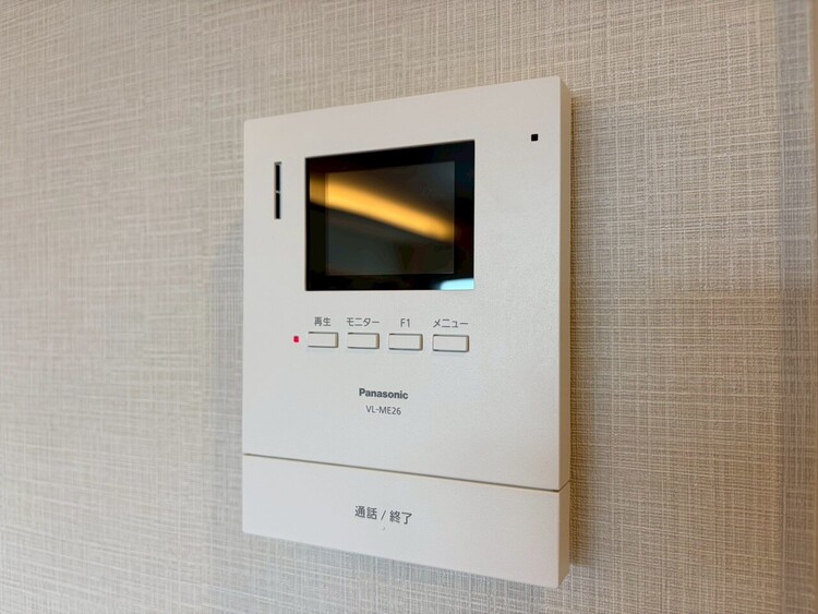その他 誰が来てもわかる様にモニター付きインターホンを設置。