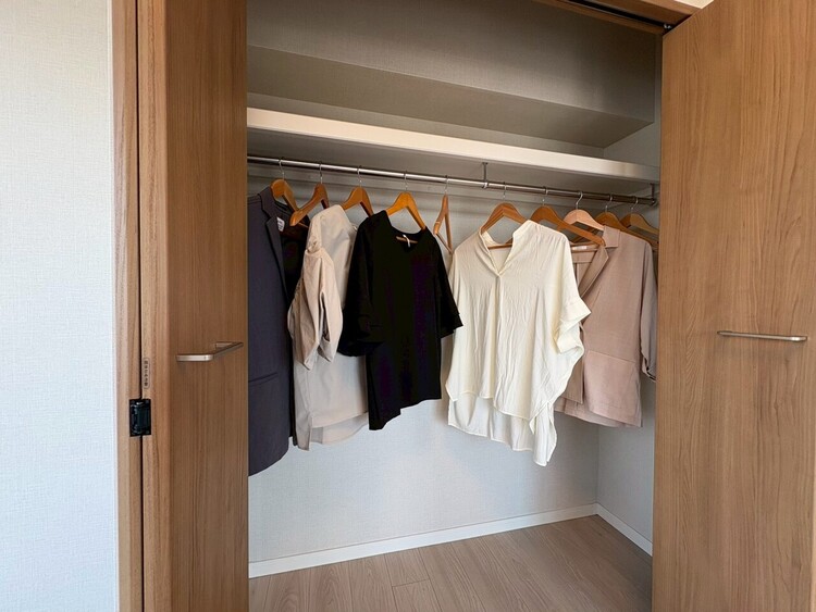 その他 収納スペースが付いていて、お部屋を広く使っていただけます。