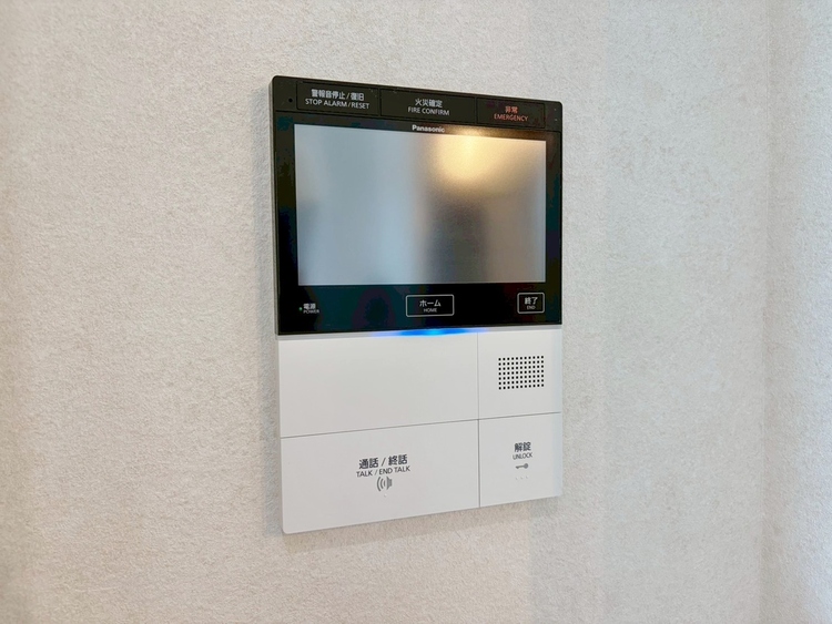 その他 誰が来てもわかる様にモニター付きインターホンを設置。