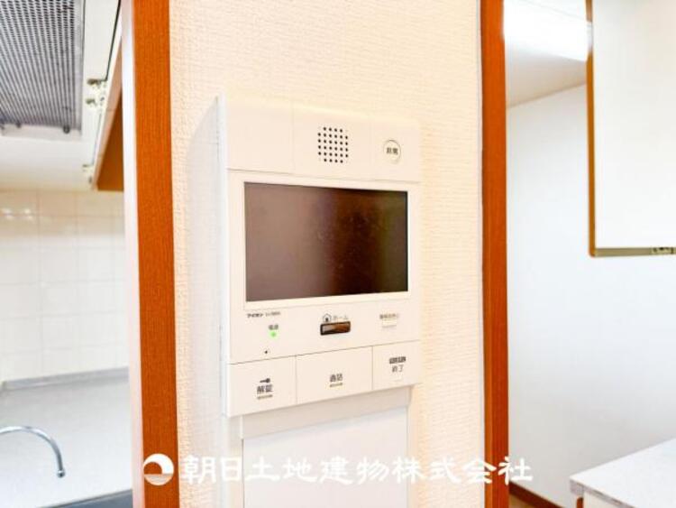 その他 【防犯設備】TVモニター付きインターホンは訪問者のお顔を確認出来安心な機能です！