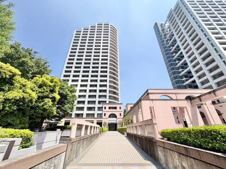 外観 資料には掲載していない情報が、現地にはたくさんあります。是非一度、現地をご確認ください。
