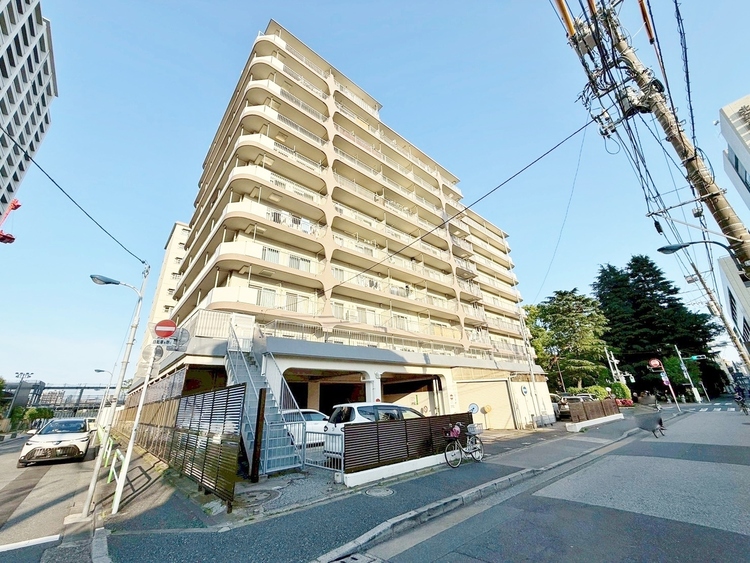 外観 資料には掲載していない情報が、現地にはたくさんあります。是非一度、現地をご確認ください。