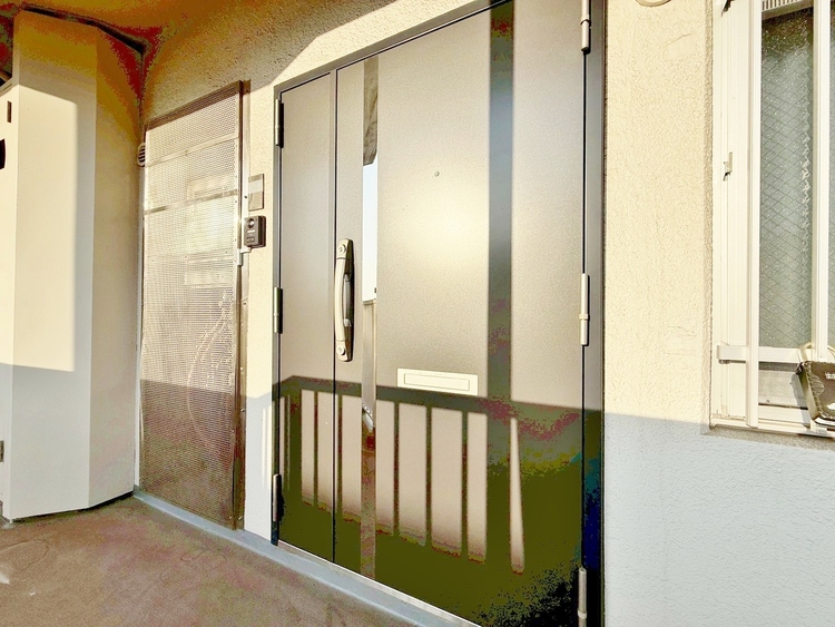 玄関 玄関を開ければ、そこは安らぎのご自宅。