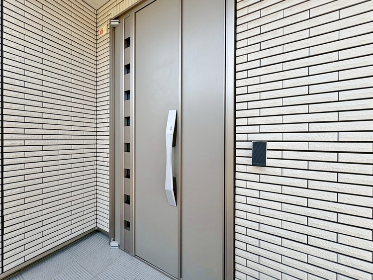 玄関 玄関を開ければ、そこは安らぎのご自宅。