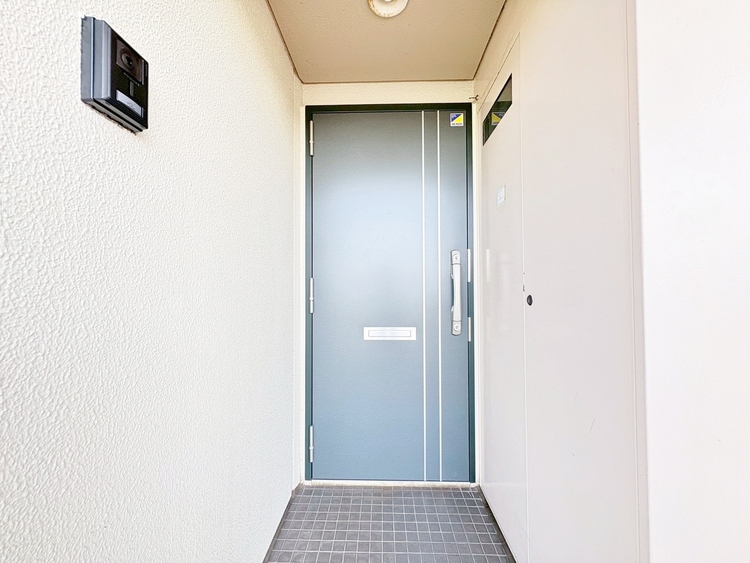 玄関 玄関を開ければ、そこは安らぎのご自宅。