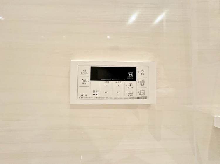 設備 見やすい画面で操作しやすい給湯パネルです。