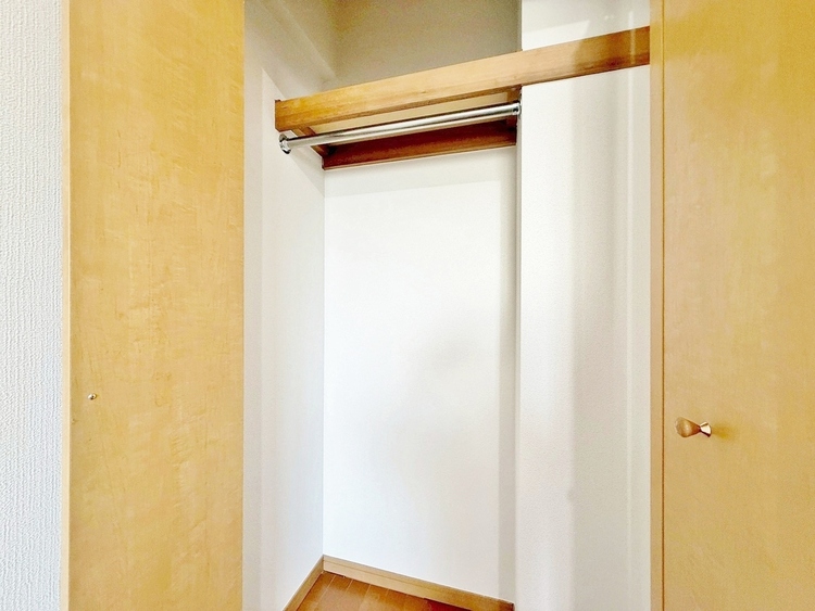 収納 居室にはクローゼットがあり、荷物もスッキリ収納して快適にお過ごしいただけます。