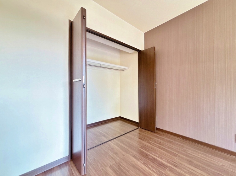 収納 居室にはクローゼットがあり、荷物もスッキリ収納して快適にお過ごしいただけます。