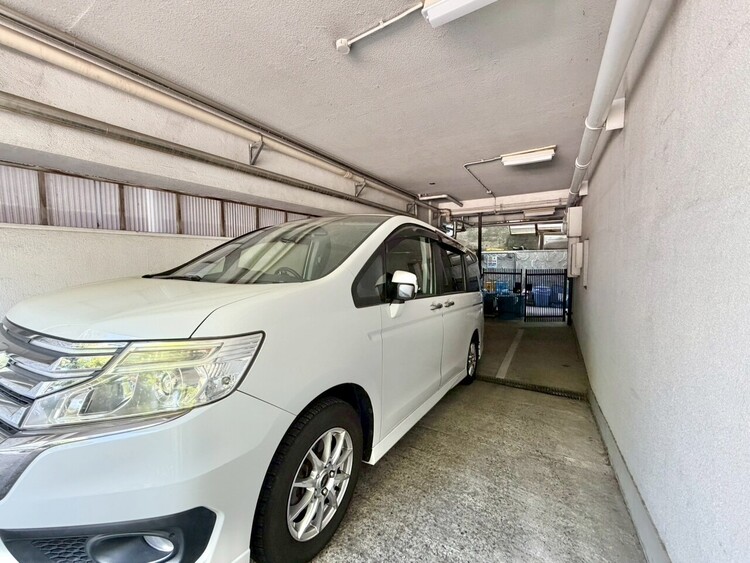 その他 駐車スペースが嬉しいですね。※空き状況は都度ご確認下さい。