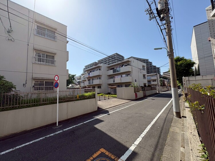 その他 陽当たり・通風・開放感に恵まれた環境です。