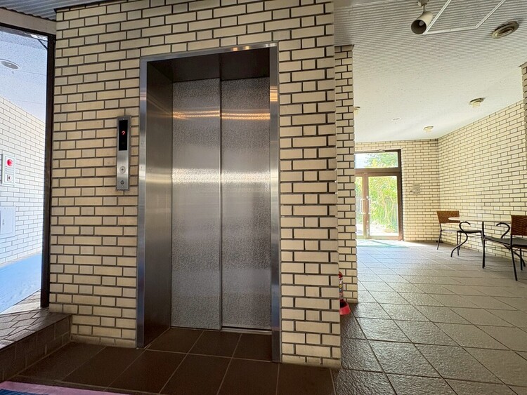 その他 エレベーター完備のため荷物が多くなっても安心。