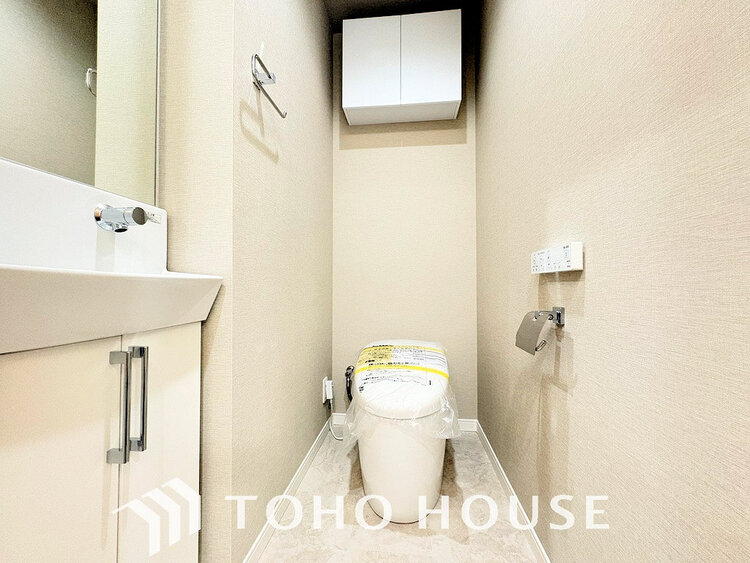 トイレ トイレには快適な温水洗浄便座付