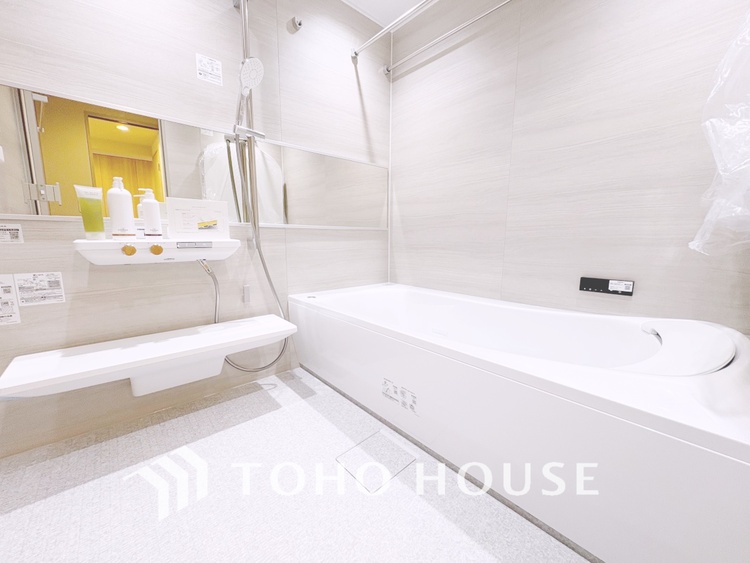 風呂 【BATHROOM】◆プライベートな空間◆simpleだからrelaxできるんです。こころもからだもキレイさっぱり。