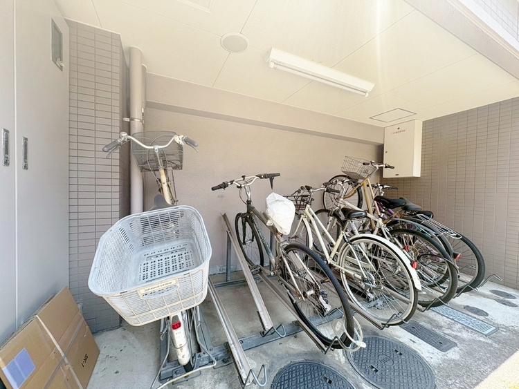 その他 駐輪場も綺麗に整頓されています。※空き状況は都度ご確認下さい。
