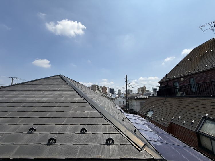 バルコニー 窓を開けると広がる青空。心をリフレッシュして日々を過ごしていきましょう。