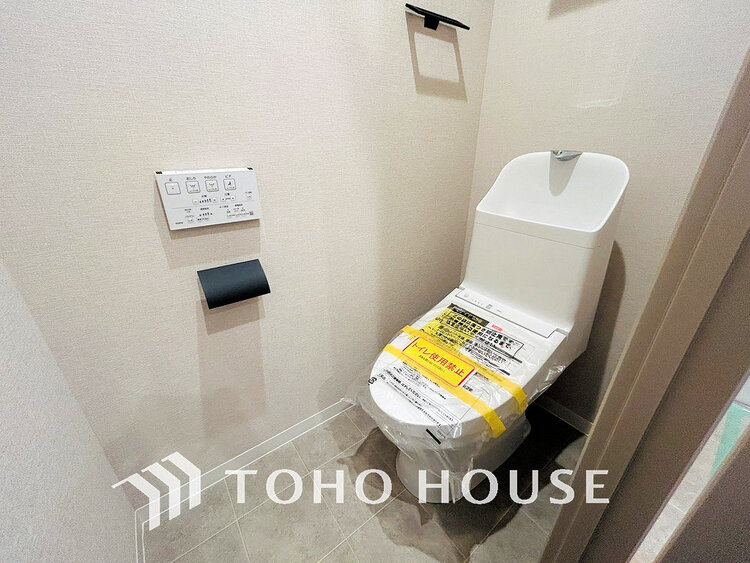 トイレ トイレには快適な温水洗浄便座付