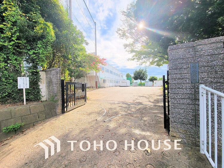 周辺 横浜市立生麦中学校　距離1000m