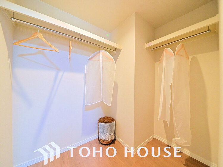 収納 沢山のお洋服を綺麗に収納できる「ウォークインクローゼット」