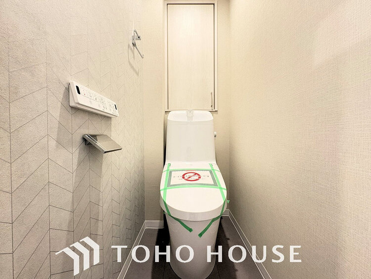 トイレ トイレには快適な温水洗浄便座付
