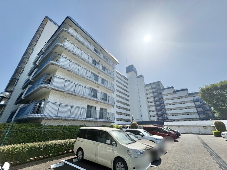 外観 現地に足をお運びいただいた際には、周辺散策などをお勧めいたします。