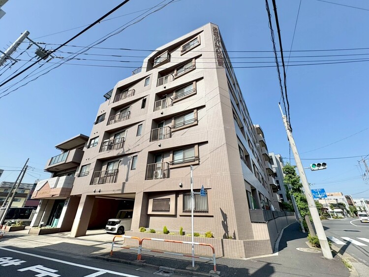 外観 現地に足をお運びいただいた際には、周辺散策などをお勧めいたします。