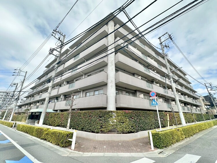 外観 現地に足をお運びいただいた際には、周辺散策などをお勧めいたします。