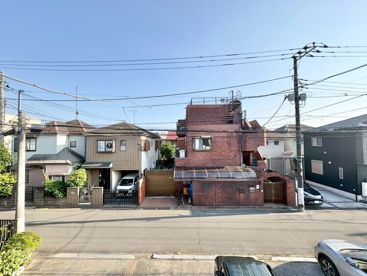 バルコニー 頬をなでる、優しい風を感じることが出来ます。