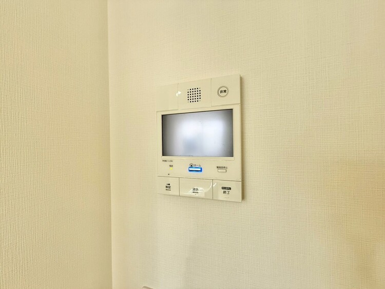 その他 誰が来てもわかる様にモニター付きインターホンを設置。