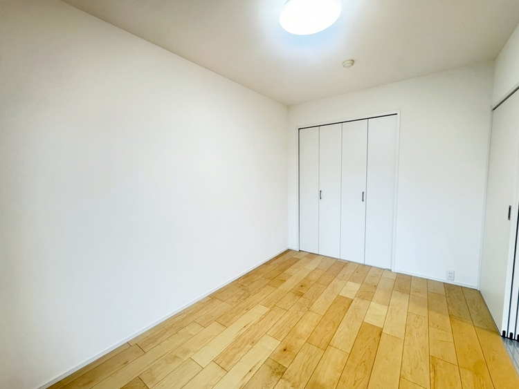 その他 清かで艶やかな時間をもたらしてくれる室内です。