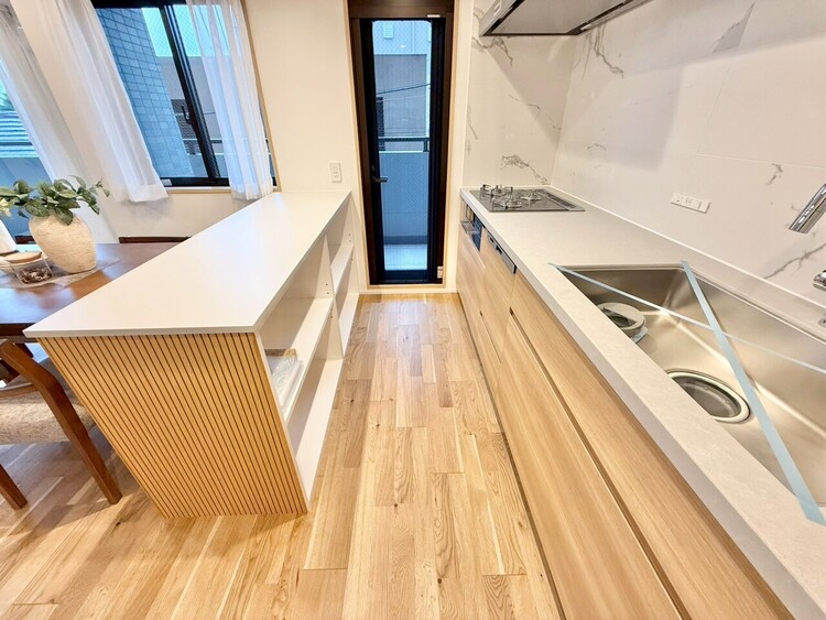 その他 使いやすくスタイリッシュなキッチン空間になっております。