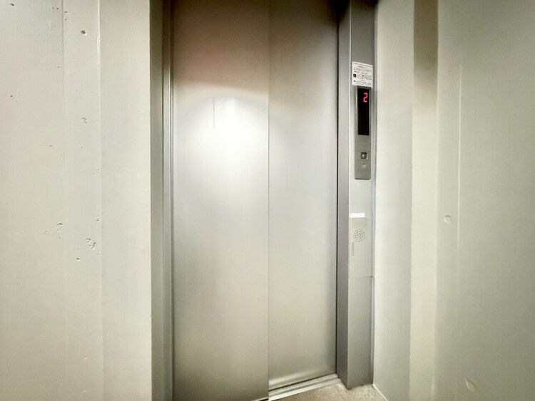 その他 エレベーター完備のため荷物が多くなっても安心。