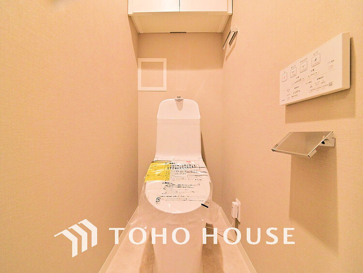 トイレ トイレには快適な温水洗浄便座付