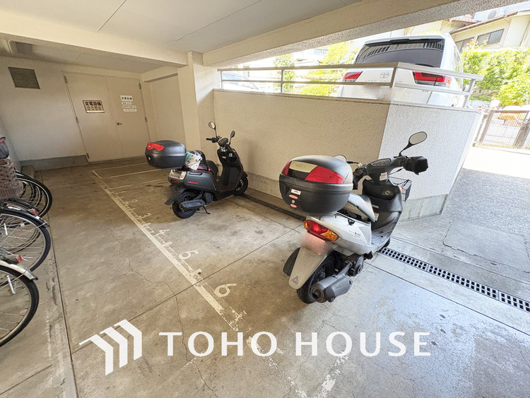 その他 バイク置き場（空き状況は要確認となります）